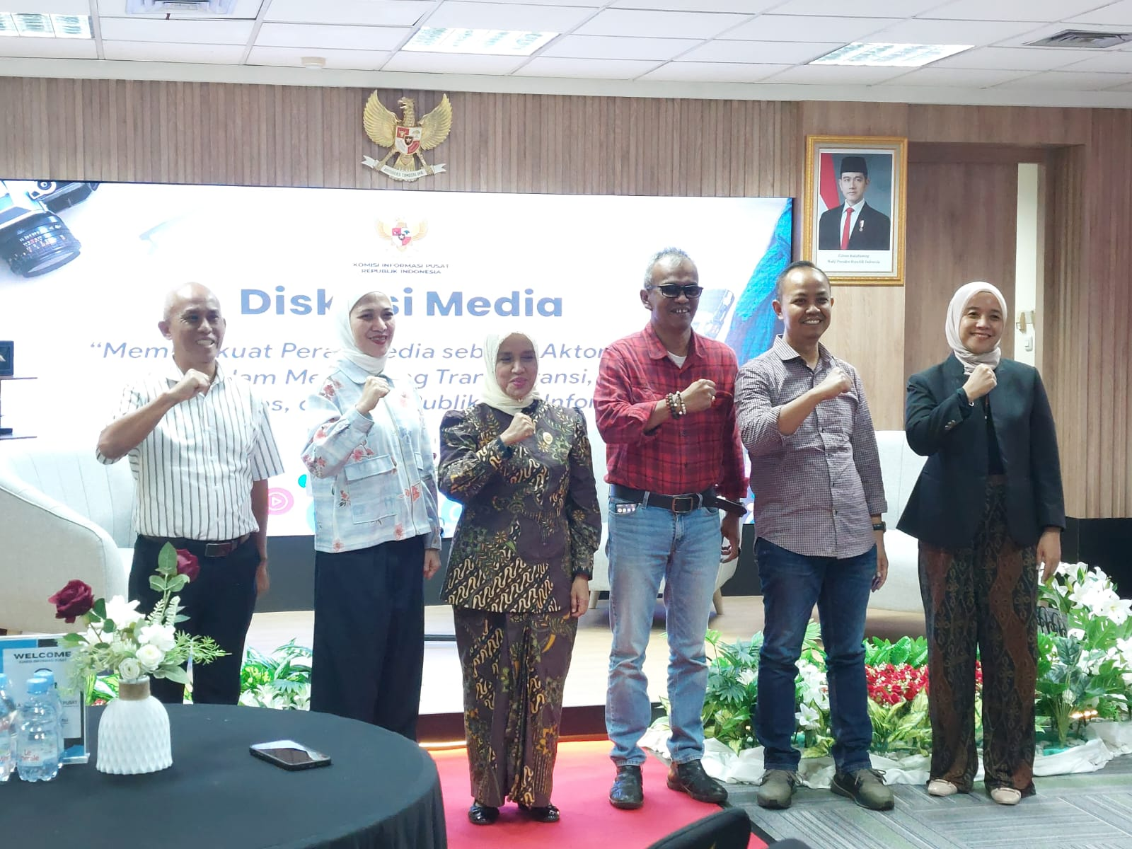Diskusi Media dengan tema Memperkuat Peran Media sebagai Aktor Utama dalam Mendorong Transparansi, Akuntabilitas, dan Hak Publik atas Informasi, Kamis, (30/4/2026). (Wandi/InfoPublik)