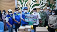 Kemenkes menyalurkan bantuan kesehatan berupa masker dan perlengkapan medis untuk warga terdampak karhutla di Palangka Raya.