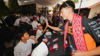 Pebalap Moto2 dan Moto3 menginspirasi siswa Mandalika menjelang MotoGP Indonesia 2026